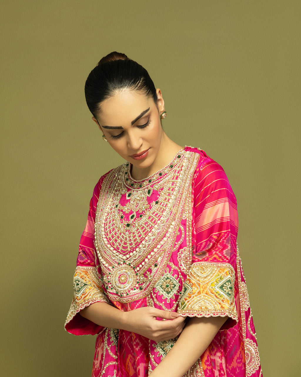 RANI PINK IKAT PATOLA FARSI SET