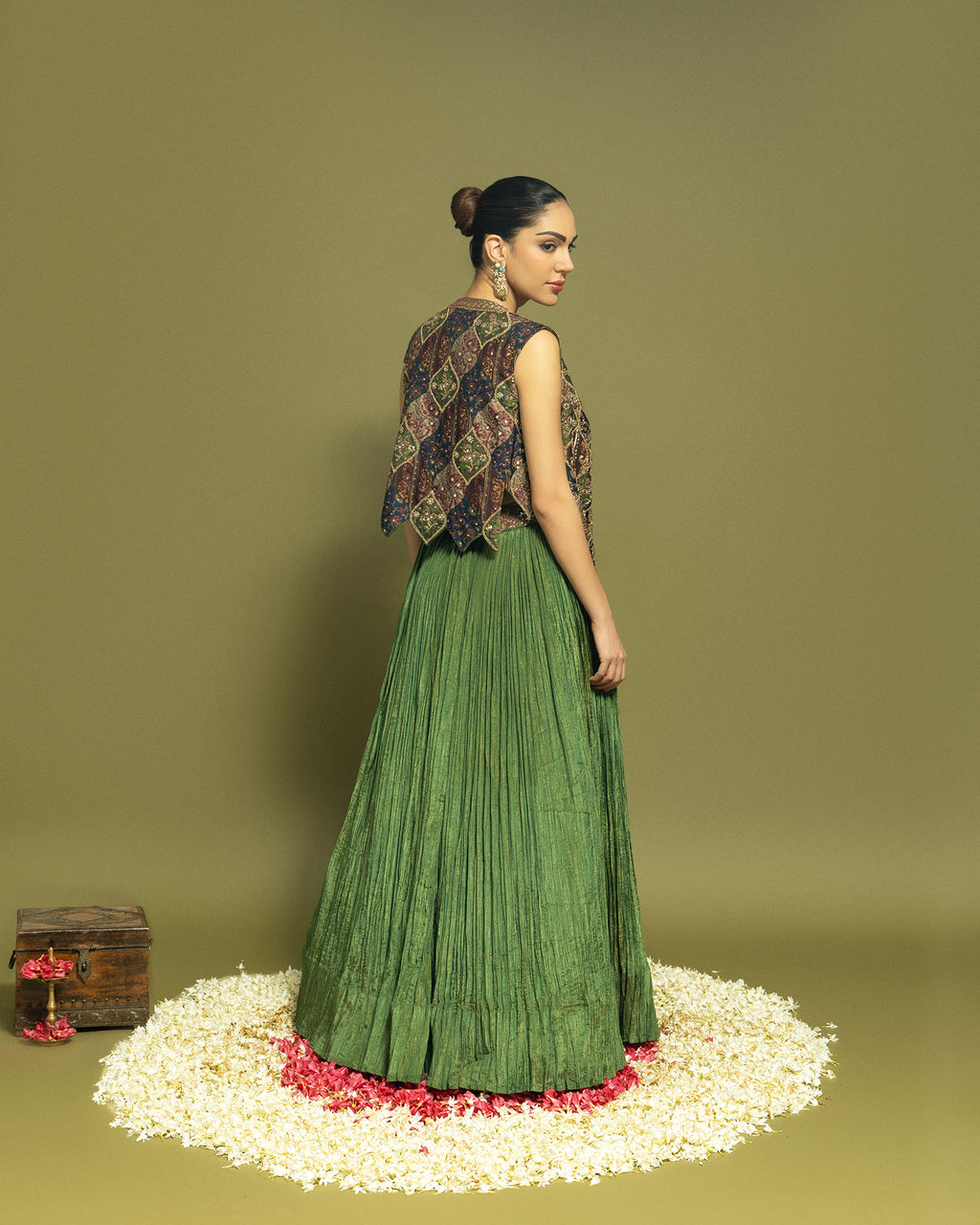 MEHENDI GREEN INDO WESTERN SKIRT SET