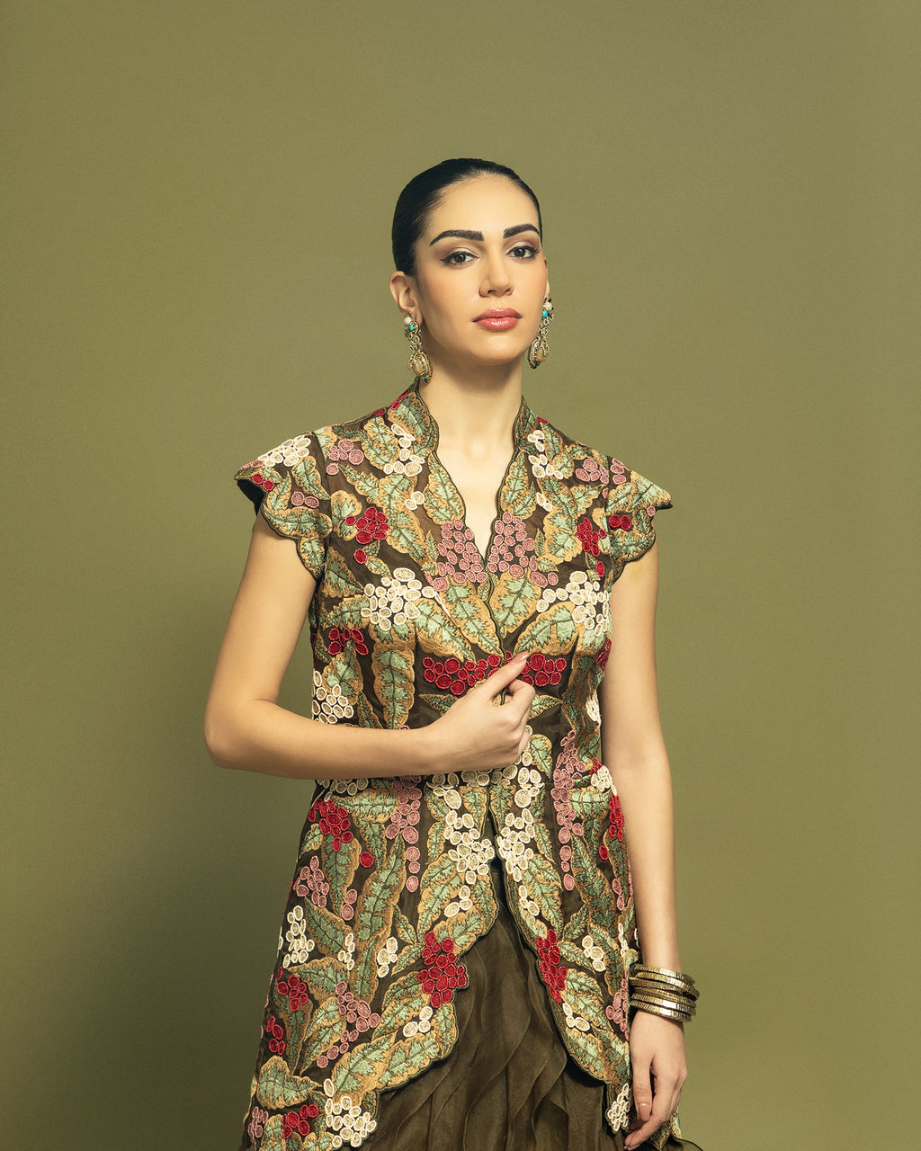 FLORAL EMBROIDERED RUFFLE SKIRT SET
