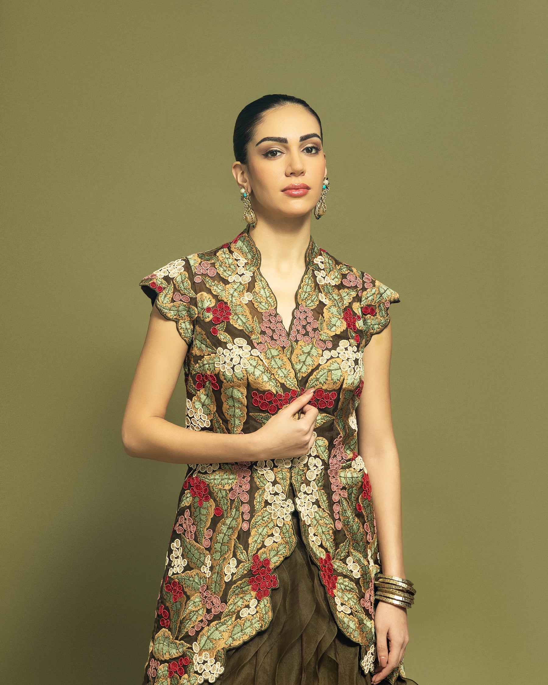 FLORAL EMBROIDERED RUFFLE SKIRT SET