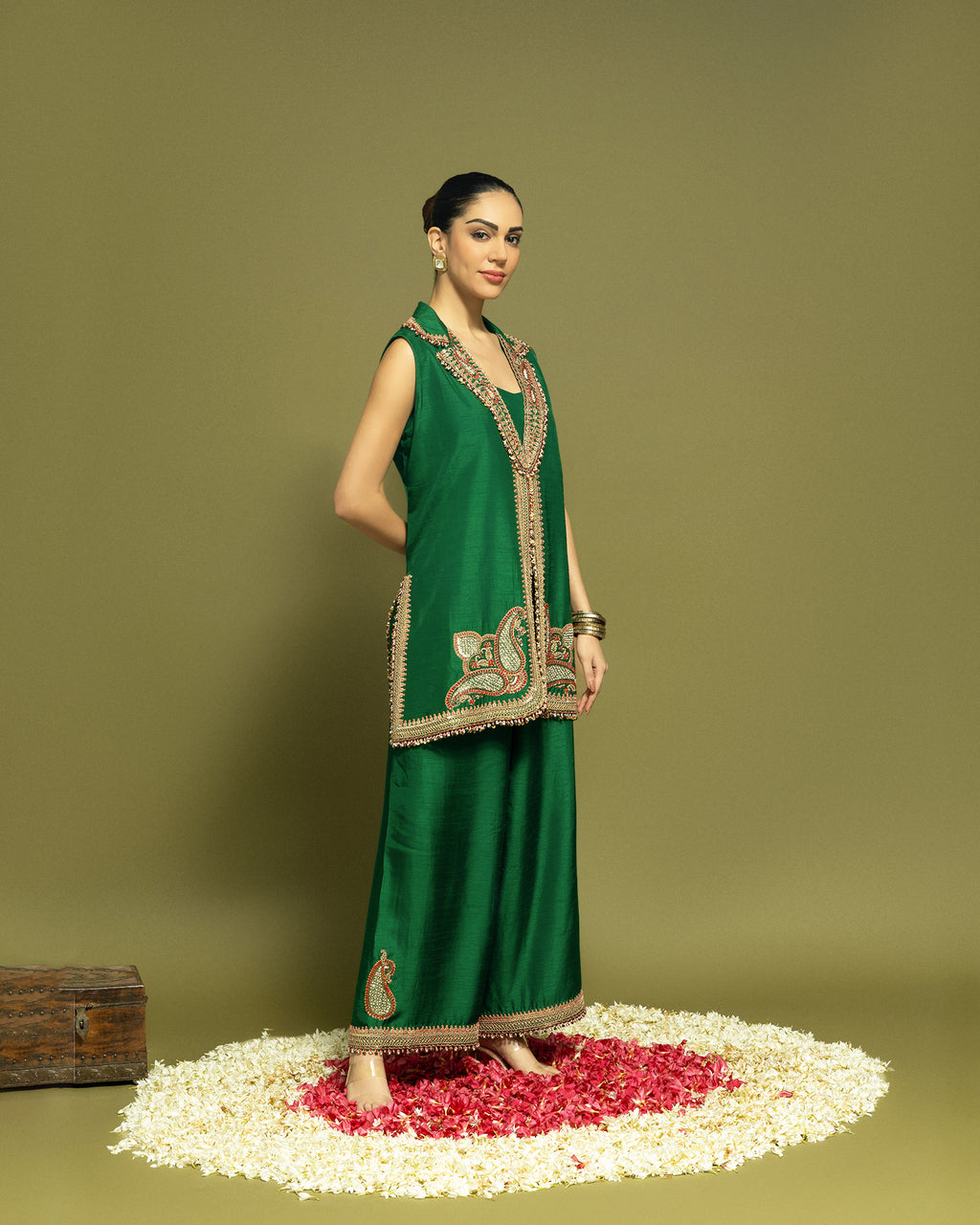 BOTTLE GREEN EMBROIDERED LAPEL JACKET WITH WIDE LEG PANT