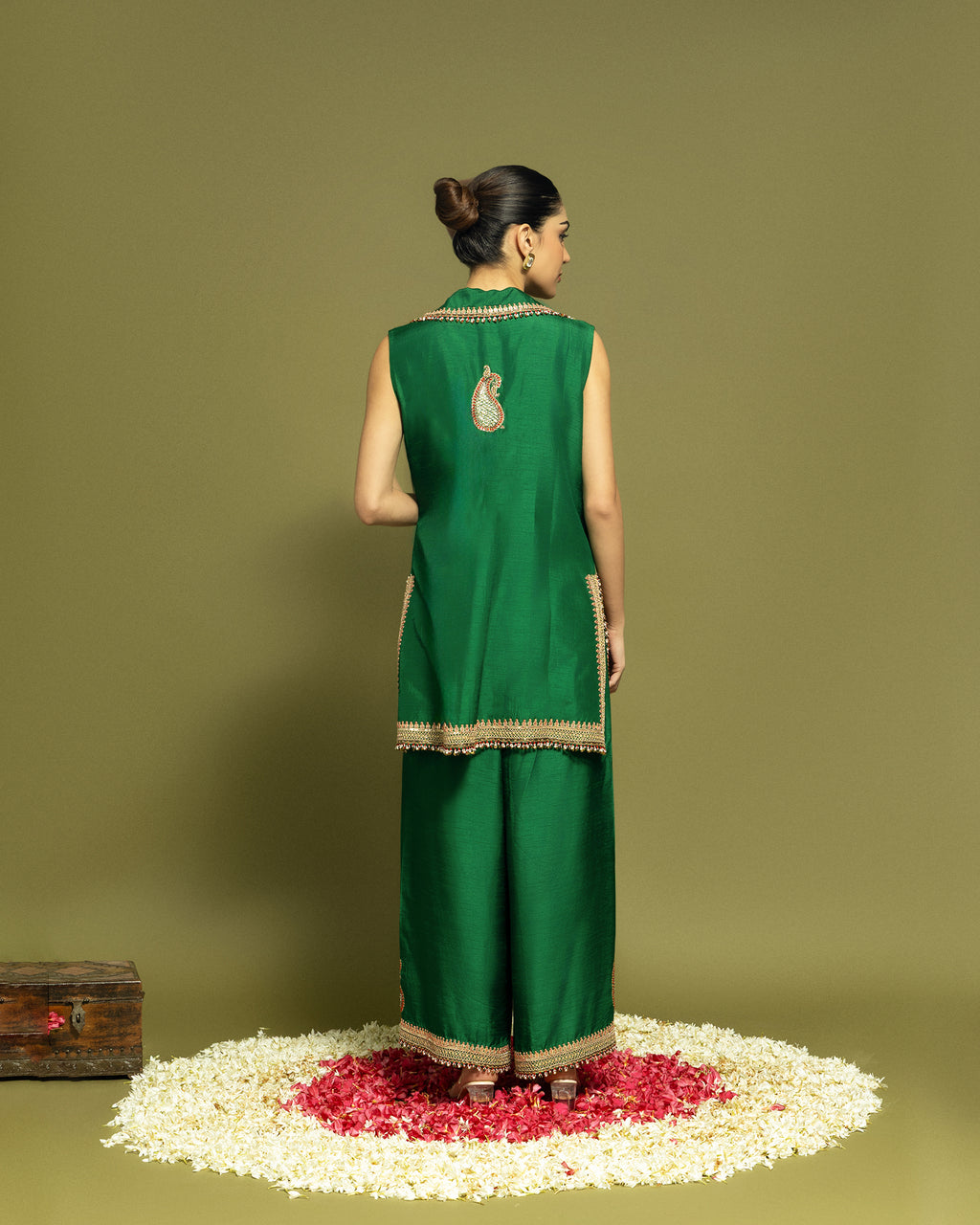 BOTTLE GREEN EMBROIDERED LAPEL JACKET WITH WIDE LEG PANT