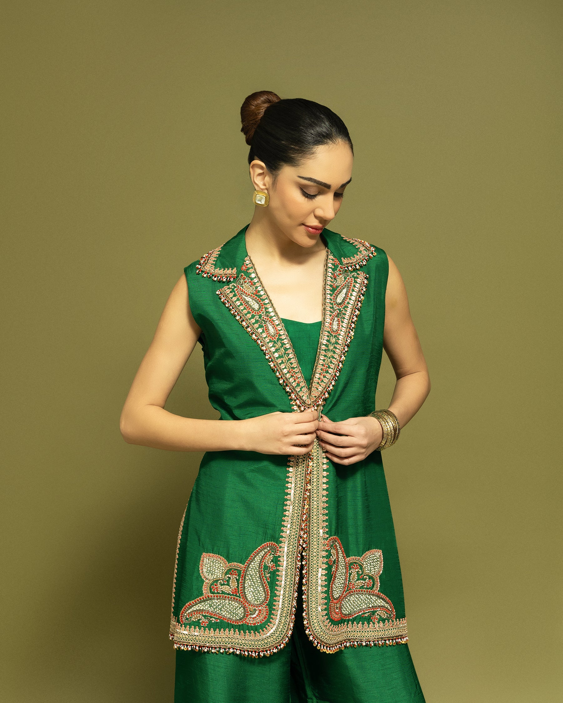 BOTTLE GREEN EMBROIDERED LAPEL JACKET WITH WIDE LEG PANT