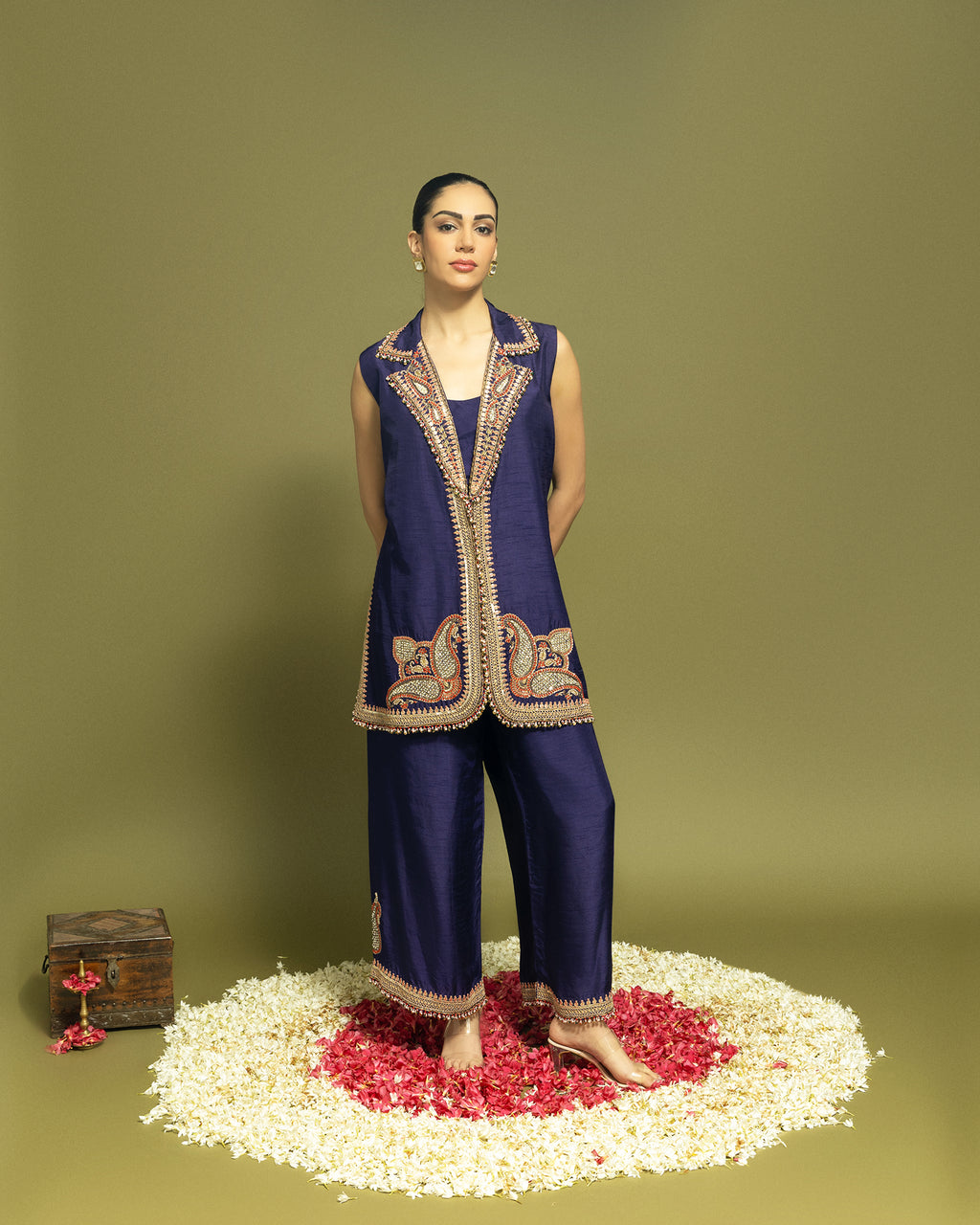 PURPLE EMBROIDERED LAPEL JACKET WITH WIDE LEG PANT