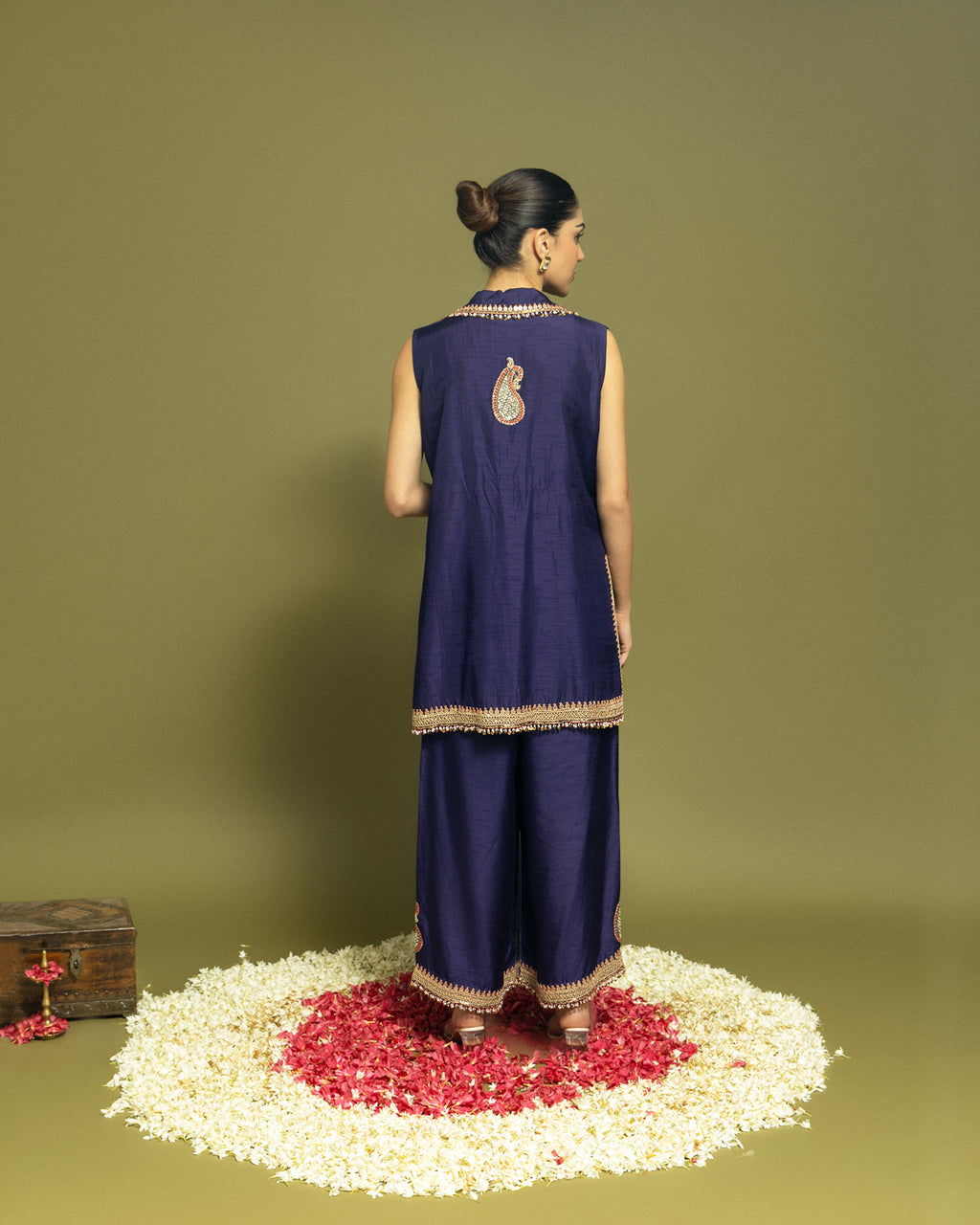 PURPLE EMBROIDERED LAPEL JACKET WITH WIDE LEG PANT