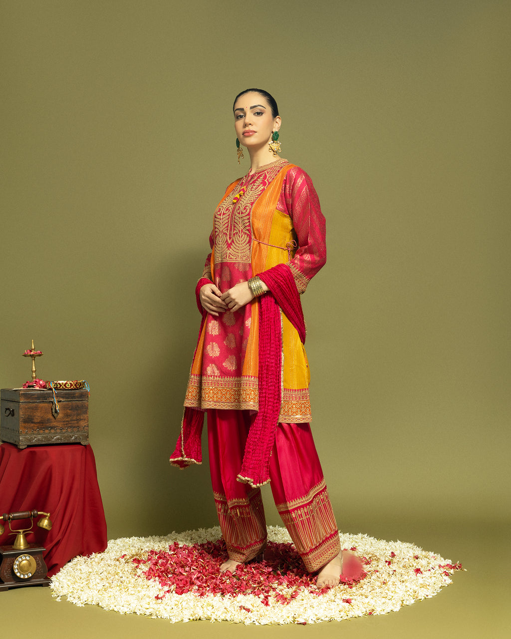 MULTICOLOR FARSI SALWAR SET