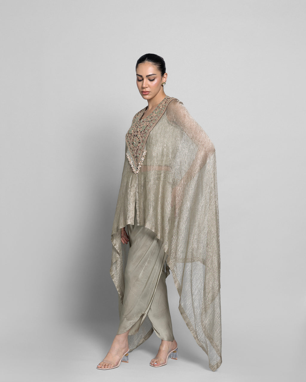 CRUSHED TISSUE CAPE DHOTI SET