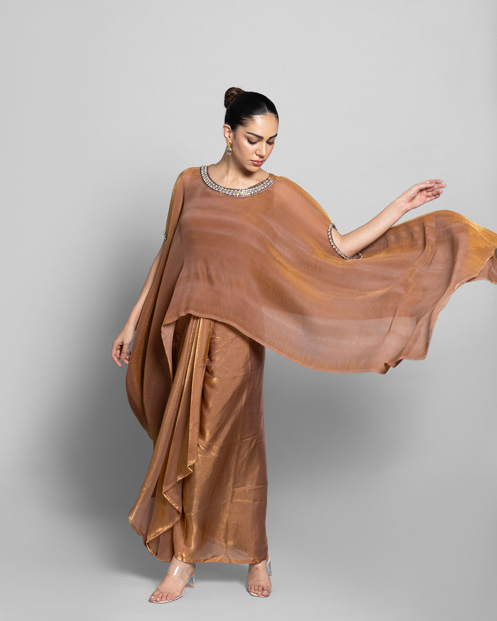 CRUSHED TISSUE-ORGANZA HIGH-LOW KAFTAN ENSEMBLE