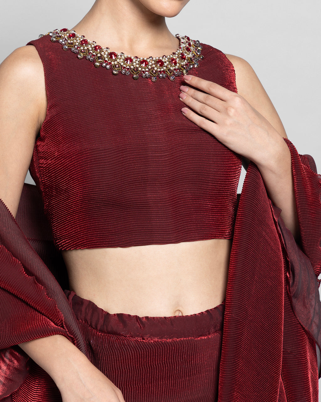 VINTAGE RED CRUSHED TISSUE-ORGANZA PRE-DRAPED SAREE